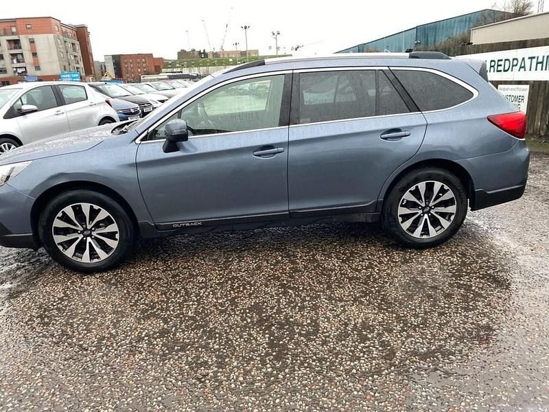 Used Subaru Outback Premium 175 HP (128 kW) 2017 Grey Estate