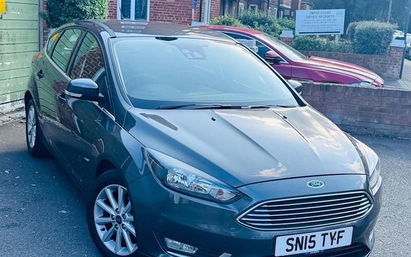 Used 2016 Ford Focus Titanium Hatchback | £6,184 (Fair price) - Image 1/4