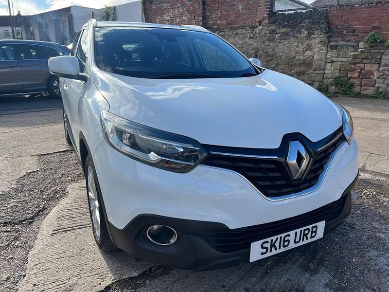 Second-hand Renault Kadjar Dynamique 110 CP (80 kW) 2016 Alb SUV