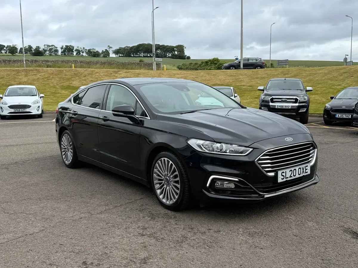 Used Ford Mondeo Titanium 150 HP (110 kW) 2020 Black Hatchback