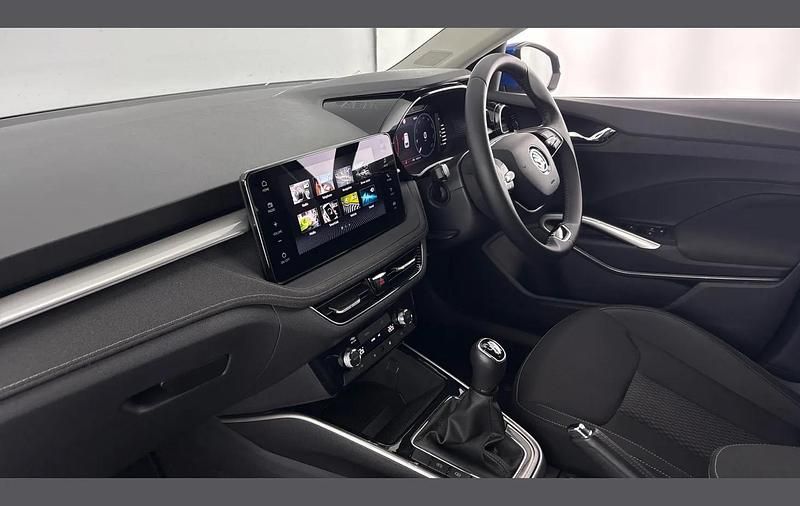 Used Skoda Fabia SE L 113 HP (83 kW) 2024 Race blue metallic Hatchback