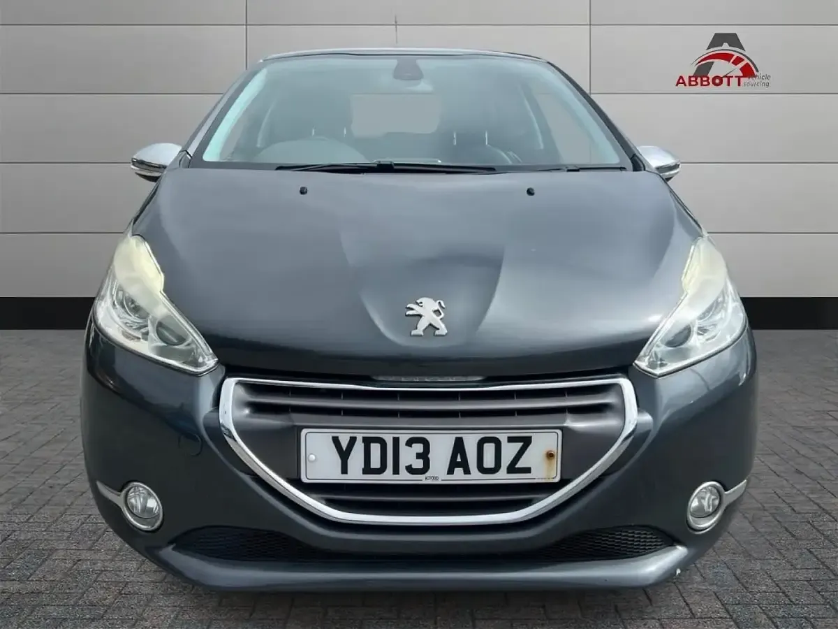 Used Peugeot 208 Allure 2013 Grey Hatchback