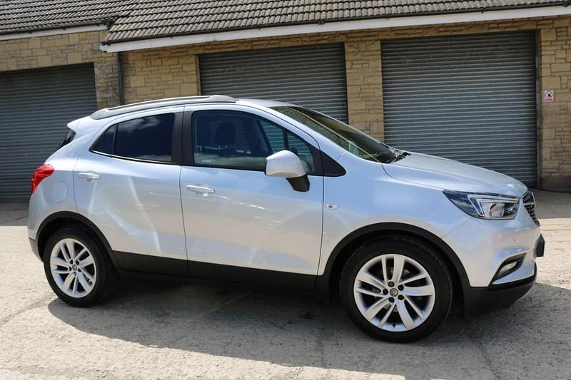 Second-hand Vauxhall Mokka X Design Edition 140 CP (102 kW) 2018 Argintiu SUV