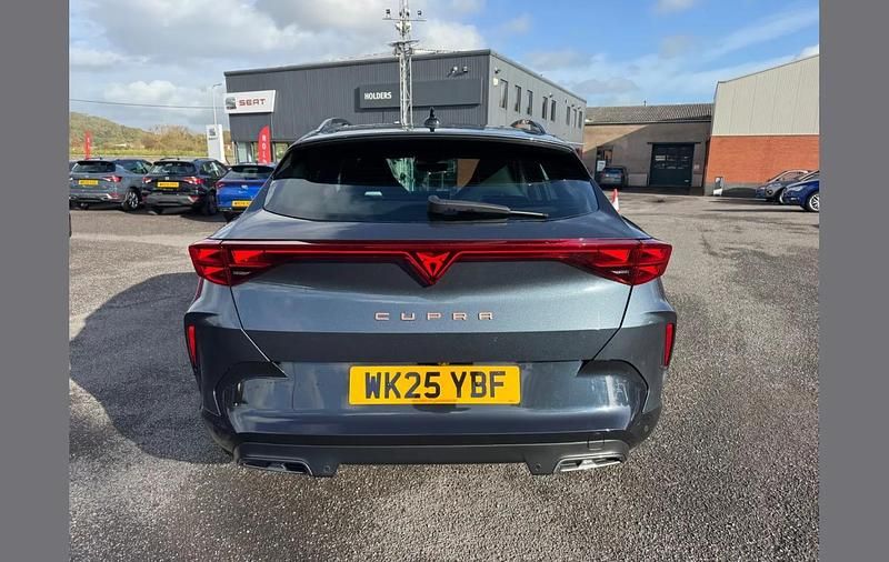 Used Cupra Formentor 148 HP (108 kW) 2025 Grey SUV