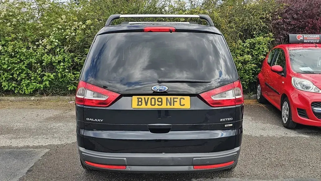 Gebraucht Ford Galaxy Zetec 140 PS (102 kW) 2009 Schwarz Van / Kleinbus