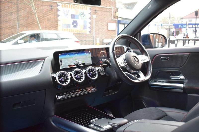 Used Mercedes GLA180 Executive 2022 Blue SUV