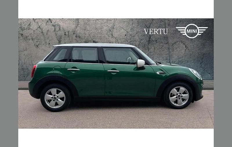 Used Mini Cooper Classic 136 HP (100 kW) 2019 Green Hatchback