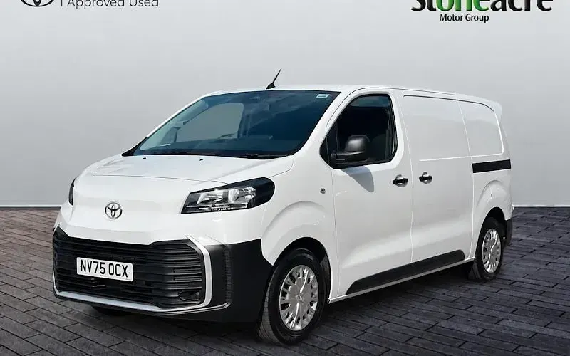 Used Toyota Proace 120 HP (88 kW) 2023 White MPV