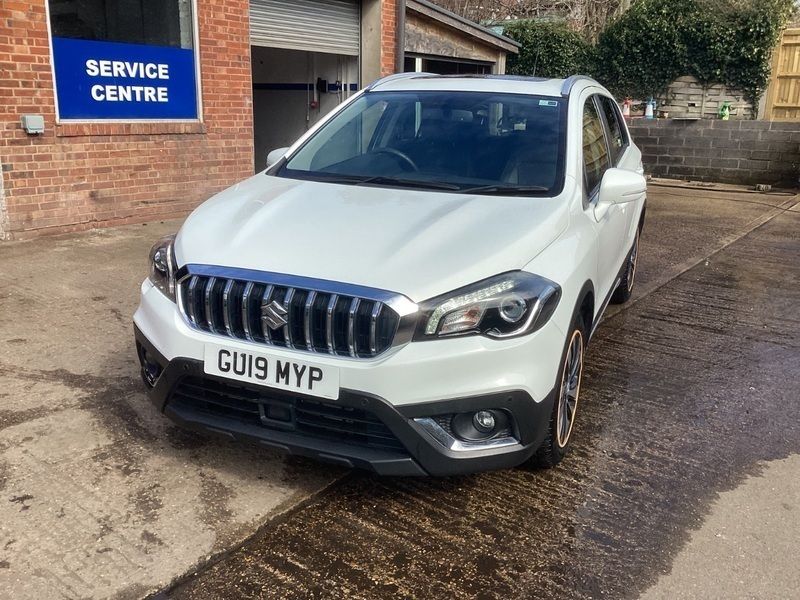 White Used 2019 Suzuki SX4 S-Cross SZ5 SUV | £15,495 (Fair price) - Image 1/4