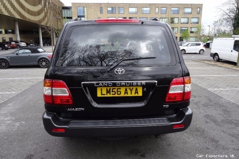 Usado Toyota Land Cruiser 201 HP (147 kW) 2007 SUV