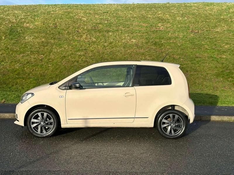 Used Seat Mii 75 HP (55 kW) 2014 Beige Hatchback