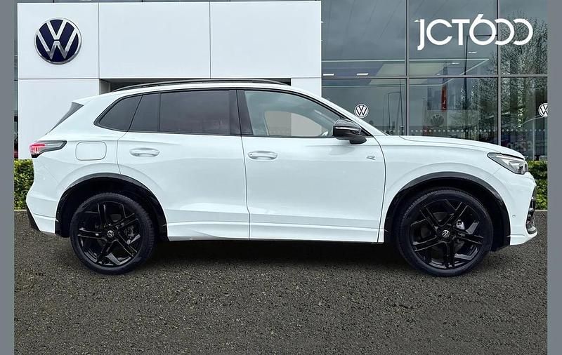 Used VW Tiguan R-line 147 HP (108 kW) 2025 White SUV