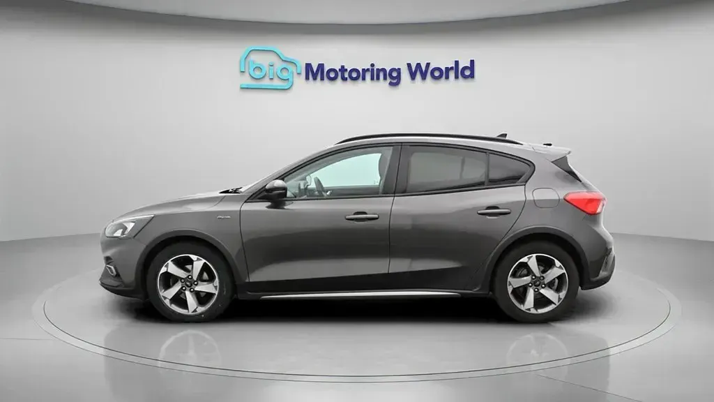 Used Ford Focus Active 120 HP (88 kW) 2021 Grey Hatchback