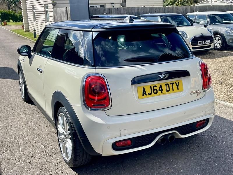 Used Mini Cooper SD Hatch 2014 White Hatchback