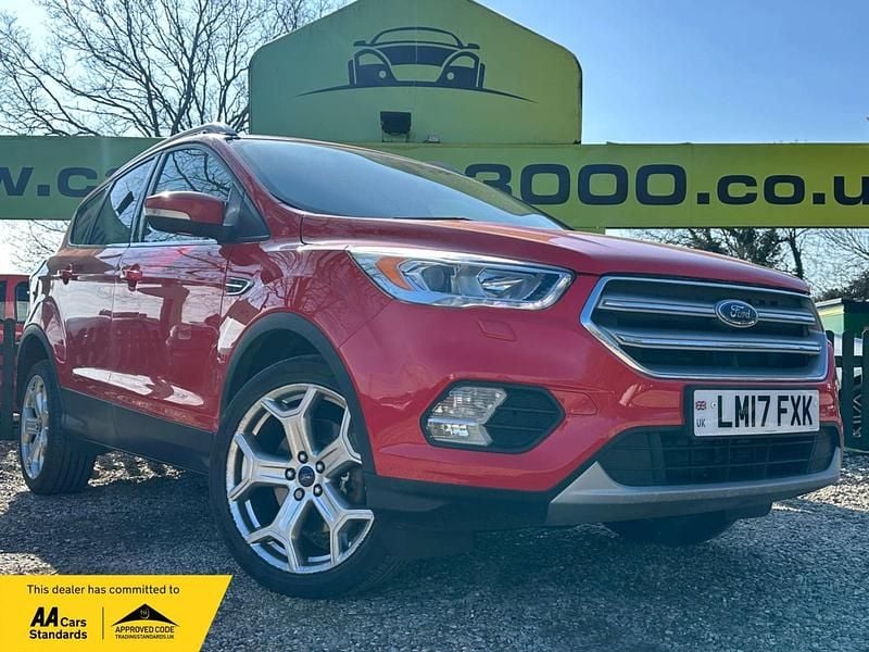 Used Ford Kuga Titanium 120 HP (88 kW) 2017 Red SUV