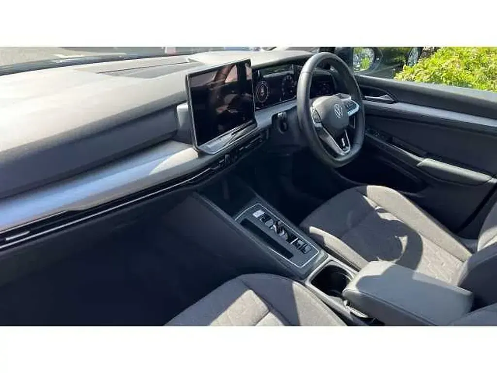 Used VW Golf VIII 204 HP (150 kW) 2025