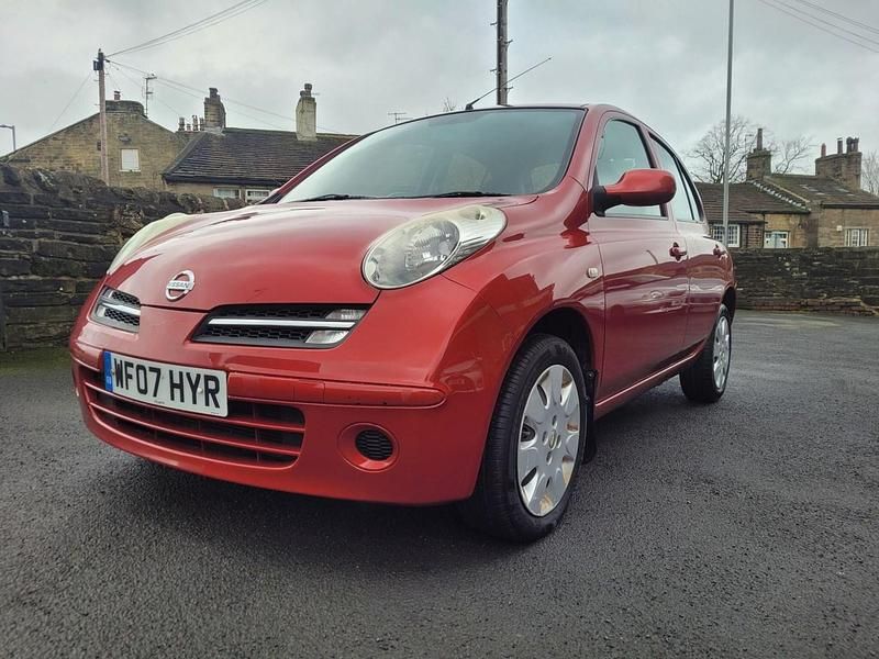 Used Nissan Micra 80 HP (58 kW) 2007 Red Hatchback