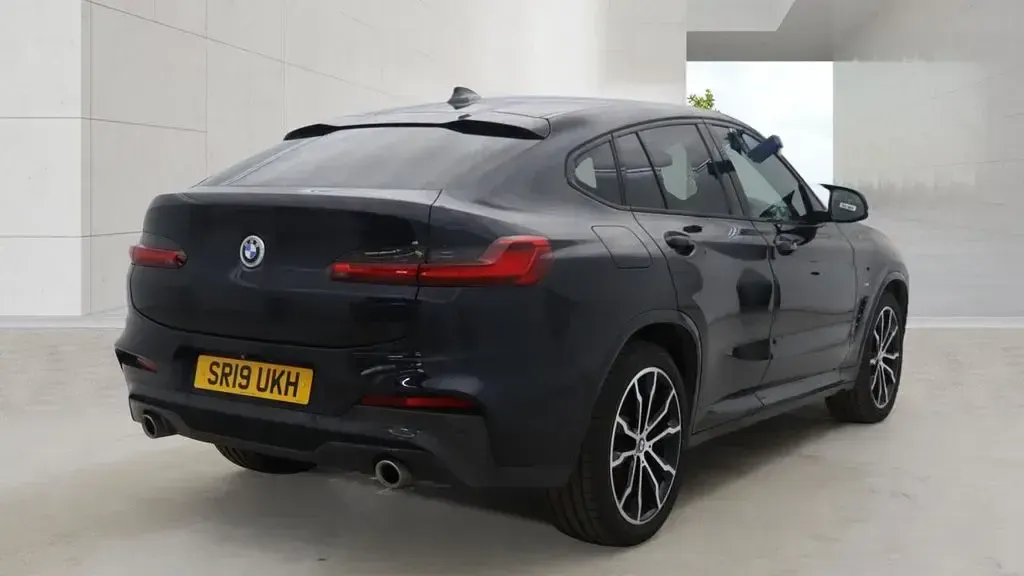 Used BMW X4 M Sport 190 HP (139 kW) 2019 Black SUV