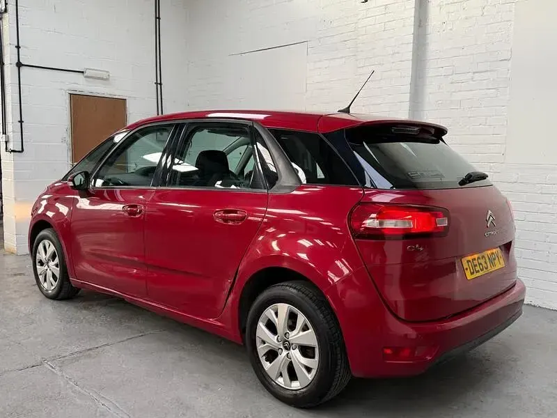 Used Citroën C4 Picasso VTR Sport 90 HP (66 kW) 2013 Red MPV