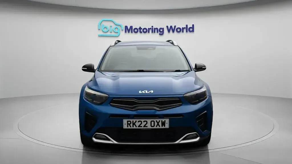 Used Kia Stonic GT-Line 118 HP (86 kW) 2022 Blue SUV