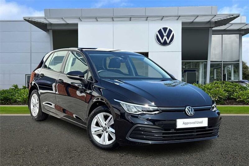 Deep black Used 2022 VW Golf VIII Life Hatchback | £17,993 (Good price) - Image 1/4