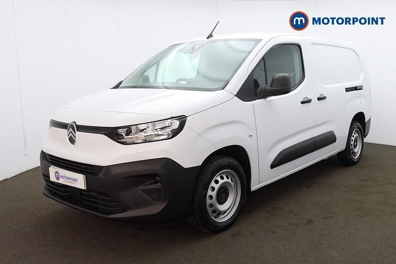 Novo Citroën Berlingo 100 HP (73 kW) 2026 Branco Monovolume