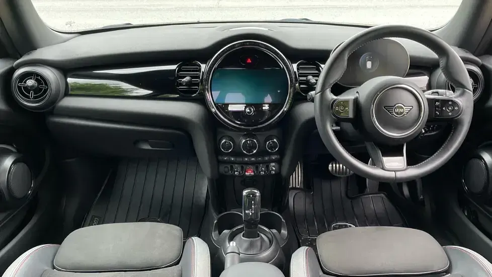 Used Mini Cooper Hatch 136 HP (100 kW) 2022 Grey Hatchback
