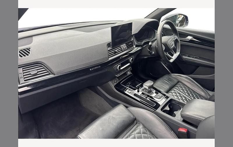 Used Audi Q5 Sportback Comfort 204 HP (150 kW) 2022 Blue SUV