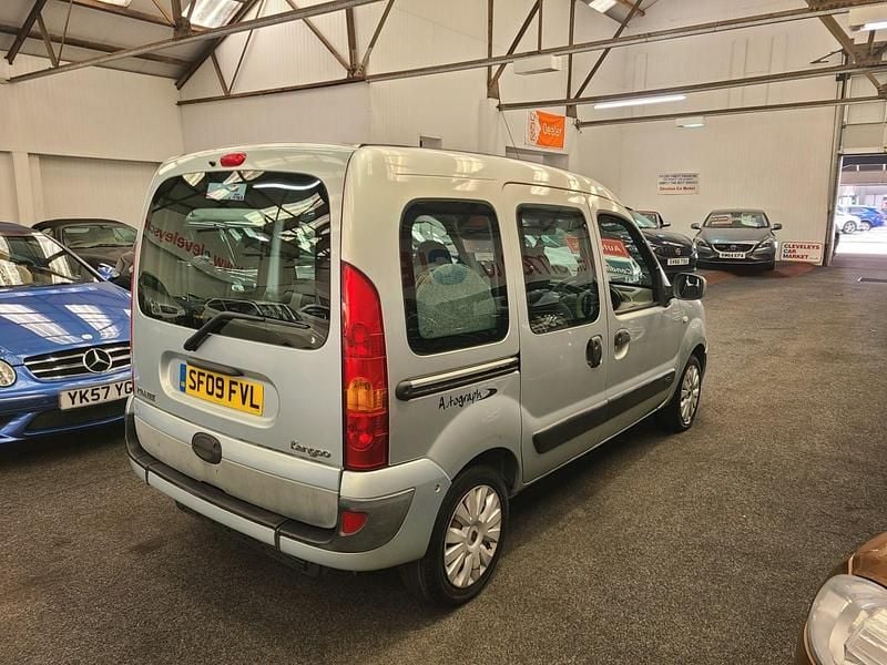 Used Renault Kangoo Expression 106 HP (77 kW) 2009 Grey MPV