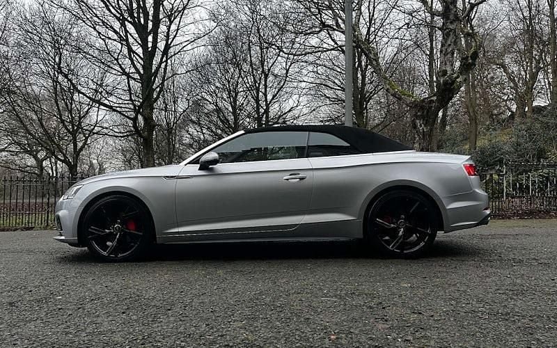 Begagnad Audi A5 Cabriolet S-Line 190 HK (139 kW) 2017 Silver Cab