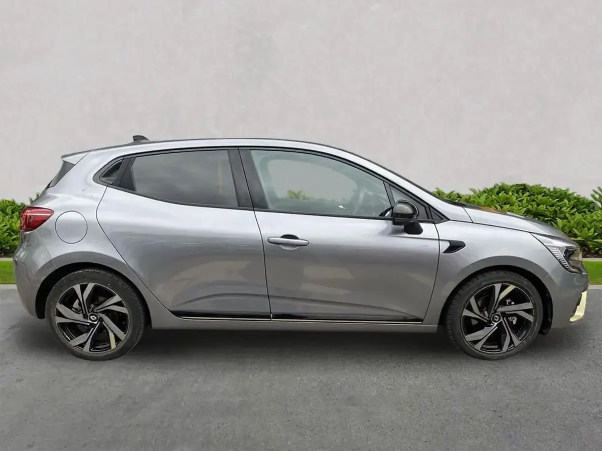 Gebraucht Renault Clio V Engineered 145 PS (106 kW) 2023 Grau Kleinwagen
