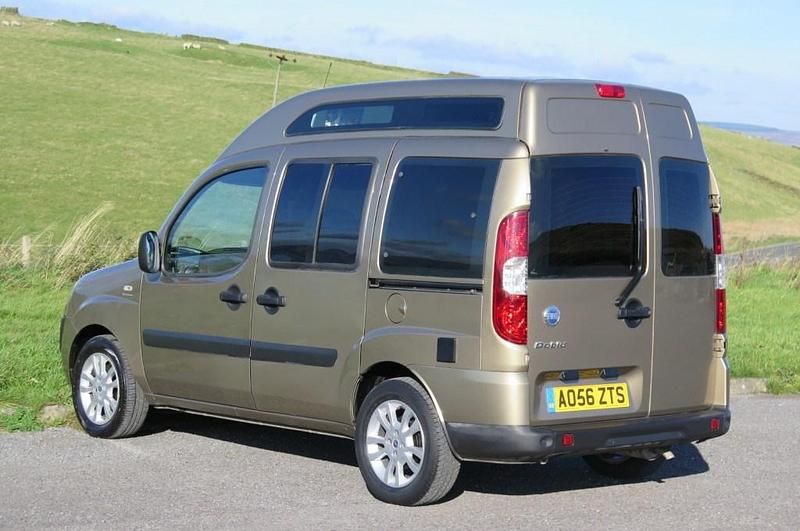 Used Fiat Doblò 77 HP (56 kW) 2006 MPV