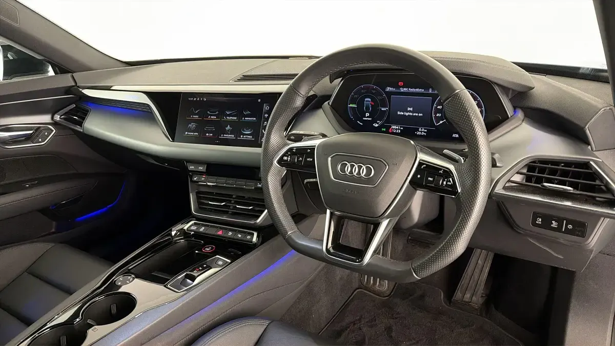 Used Audi e-tron GT quattro Comfort 389 kW (530 HP) 2023 Mythos black Sedan