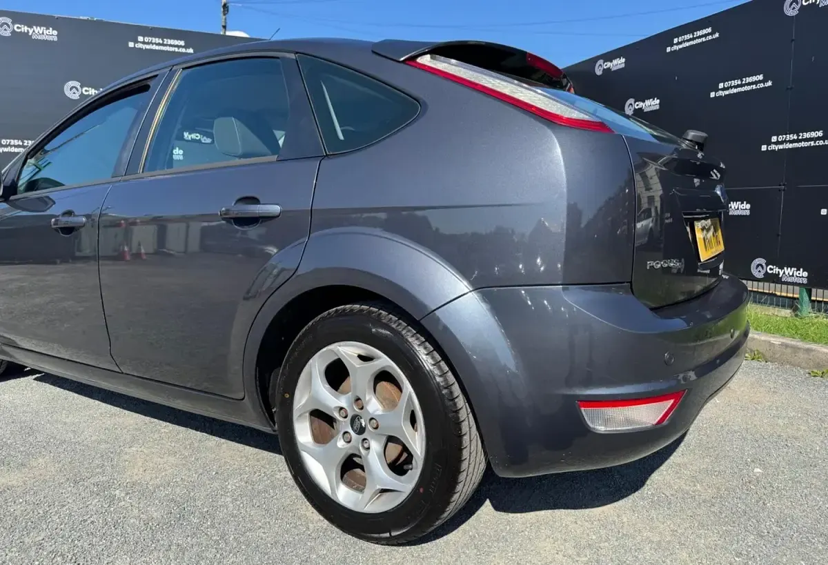 Used Ford Focus Sport 2011 Grey Hatchback