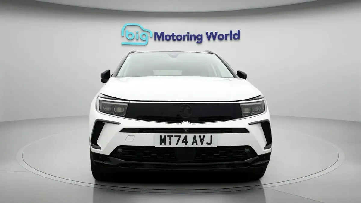 Second-hand Vauxhall Grandland X Ultimate 129 CP (94 kW) 2024 SUV