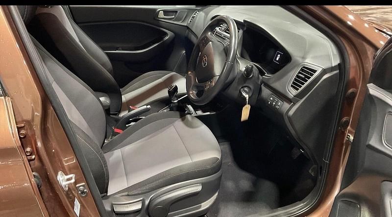 Used Hyundai i20 Premium 2018 Brown Hatchback