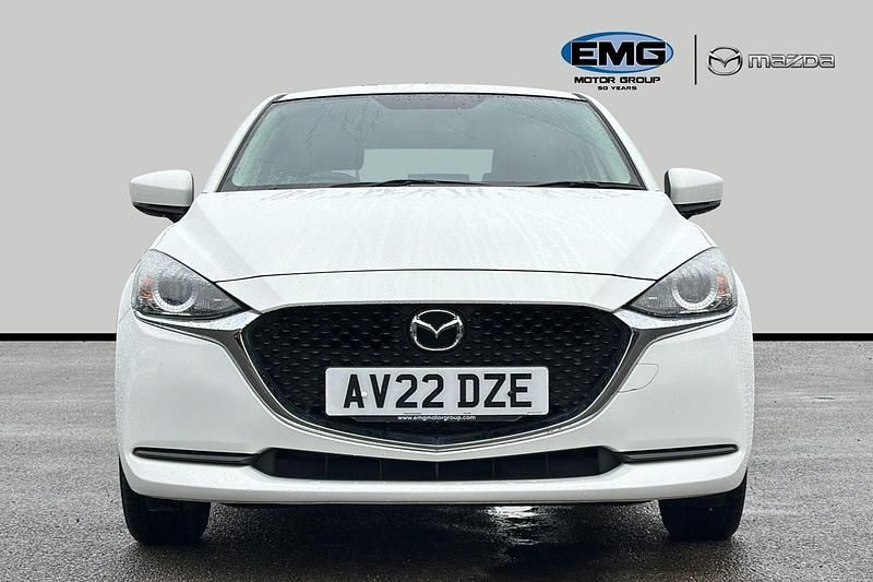 Used Mazda 2 75 HP (55 kW) 2022 White Hatchback