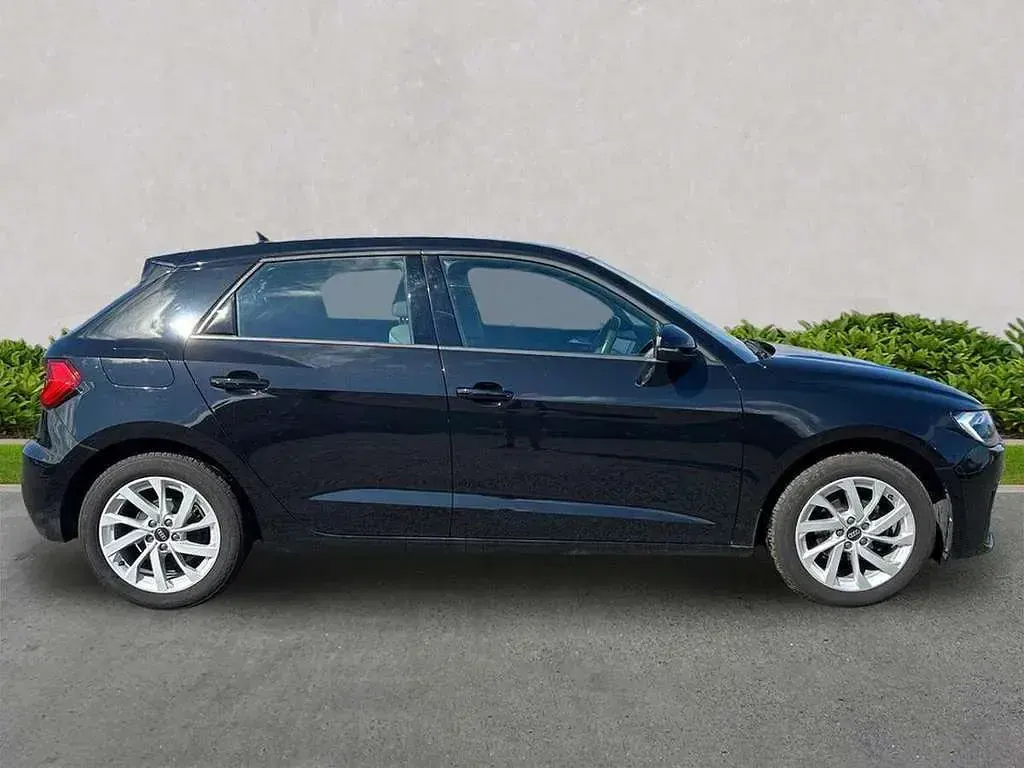 Used Audi A1 Sport 94 HP (69 kW) 2023 Black SUV