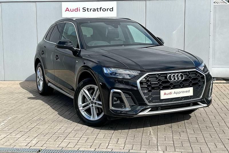 Black Used 2023 Audi Q5 S-Line SUV | £37,950 (Expensive) - Image 1/4