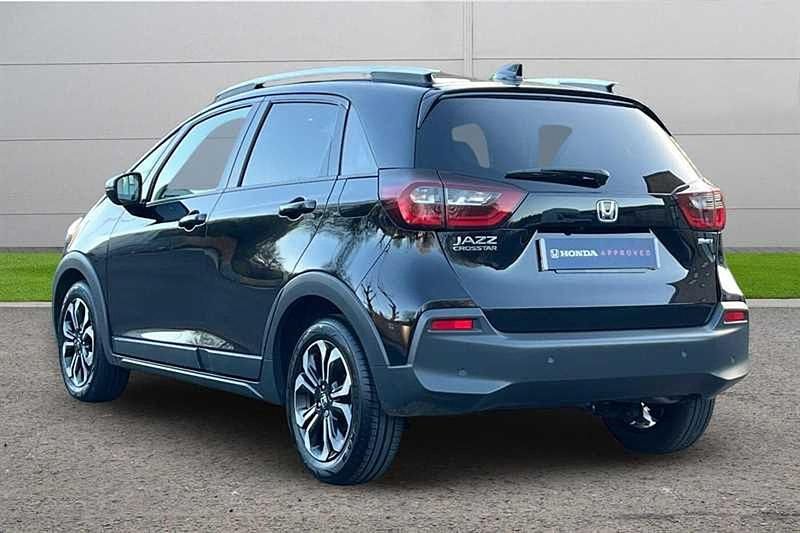 Second-hand Honda Jazz Hybrid 109 CP (80 kW) 2023 Negru Hatchback