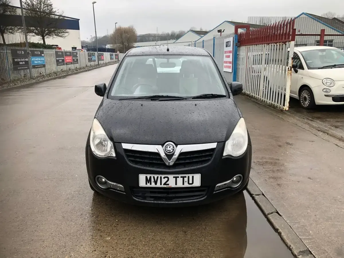 Używany Vauxhall Agila S 2012 Czarny Minivan