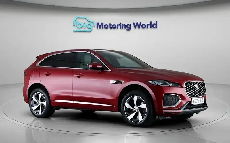 Used Jaguar F-Pace R-Dynamic 163 HP (119 kW) 2022 Red SUV