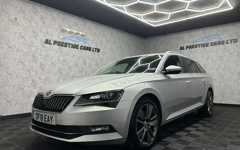 Used Skoda Superb SE L Executive 150 HP (110 kW) 2018 Estate