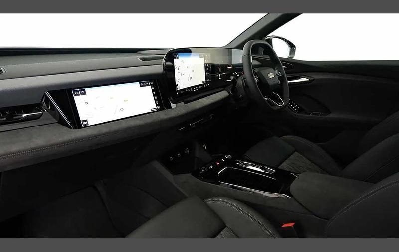 New Audi Q6 e-tron Performance 225 kW (306 HP) 2026 Grey SUV