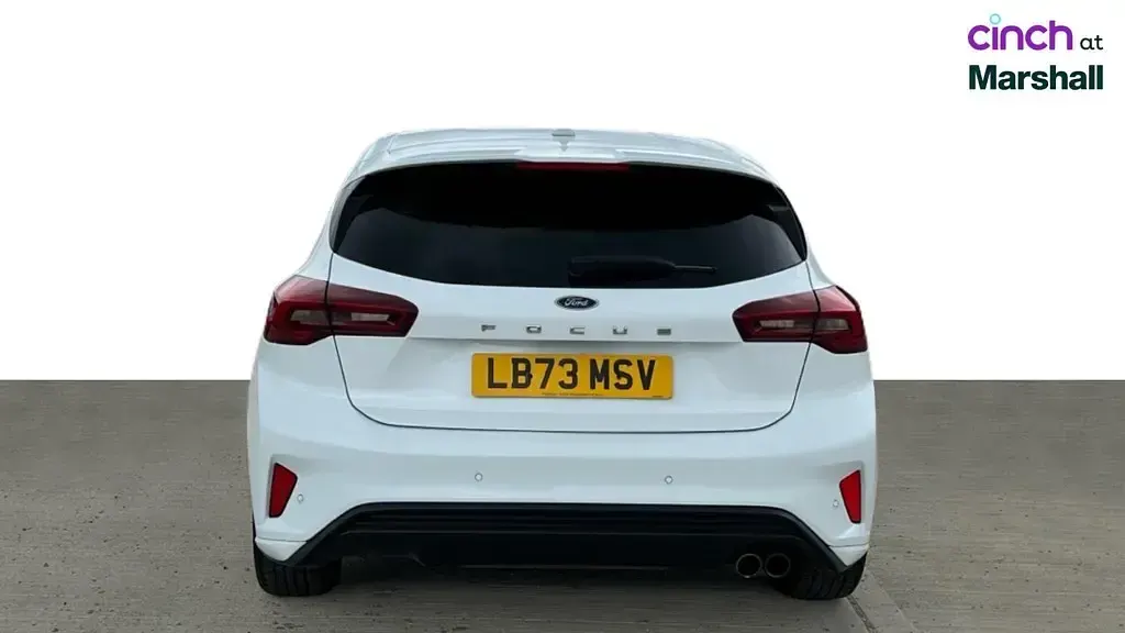 Used Ford Focus ST-Line 125 HP (91 kW) 2023 White Hatchback