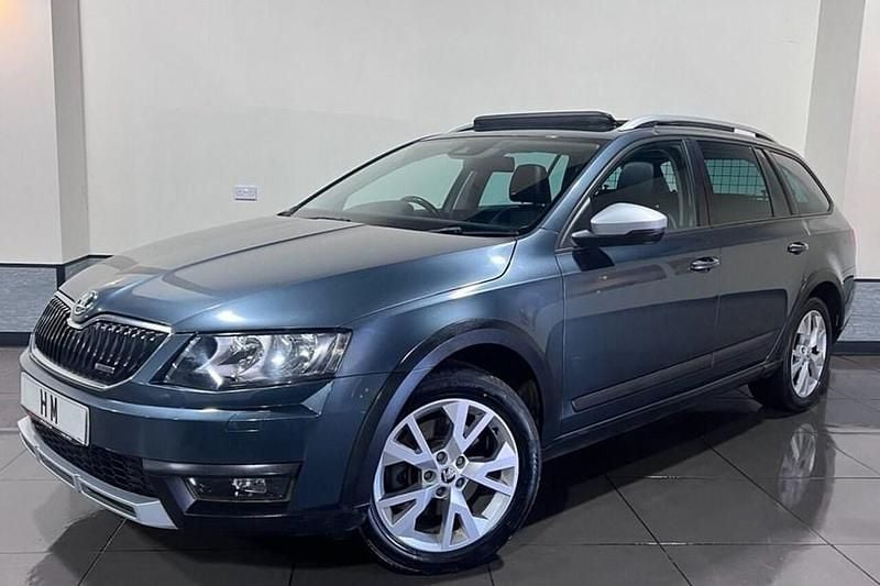 Used 2015 Skoda Octavia Scout Scout 4x4 Estate | £7,295 (Fair price) - Image 1/1