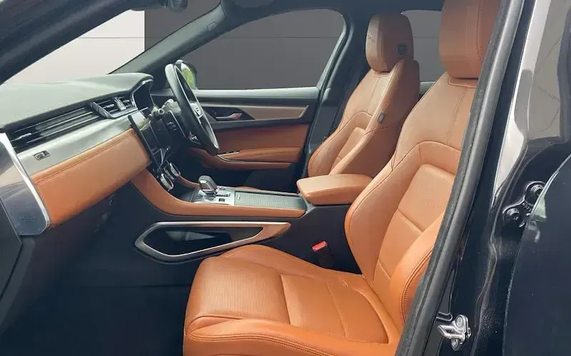 Used Jaguar F-Pace R-Dynamic 204 HP (150 kW) 2024 SUV