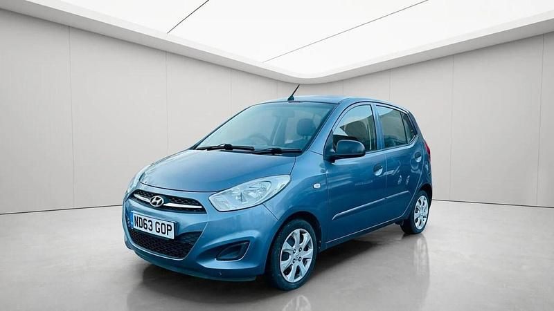 Used Hyundai i10 Classic 85 HP (62 kW) 2013 Blue Hatchback