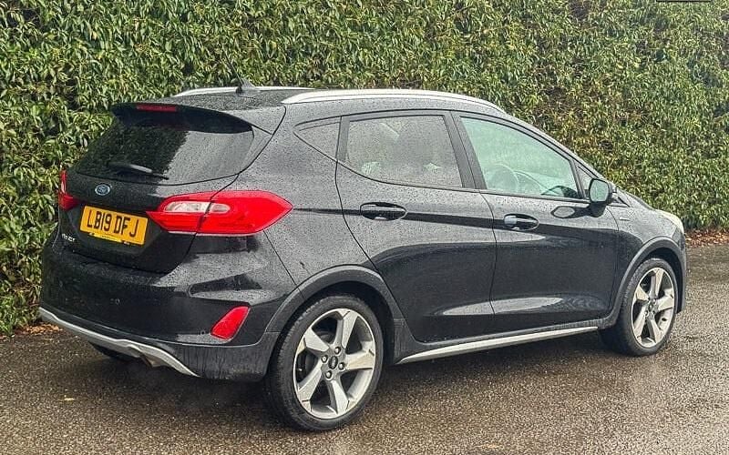 Used Ford Fiesta Active 101 HP (74 kW) 2019 Hatchback