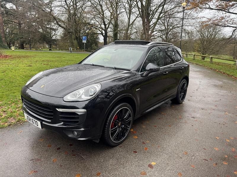 Black Used 2015 Porsche Cayenne SUV | £17,250 (Fair price) - Image 1/4